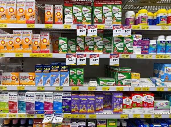 Quels sont les services proposés par la pharmacie Thierry ?